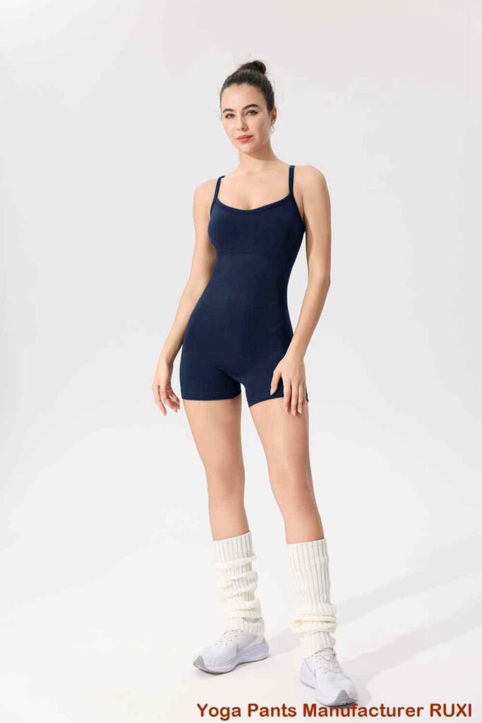 Pantalones cortos de yoga de algodón negro para mujer RUXI