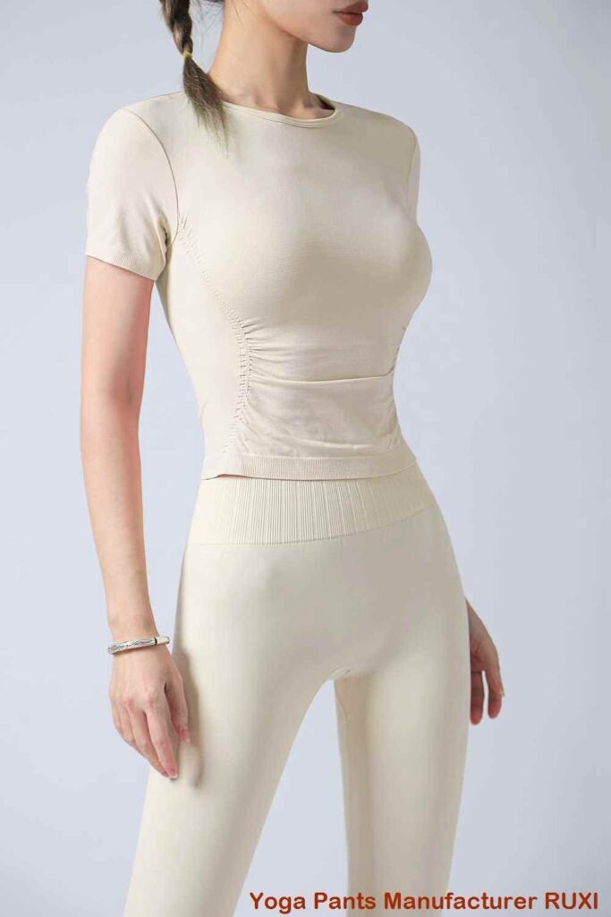 Tops de yoga de talla grande RUXI c596