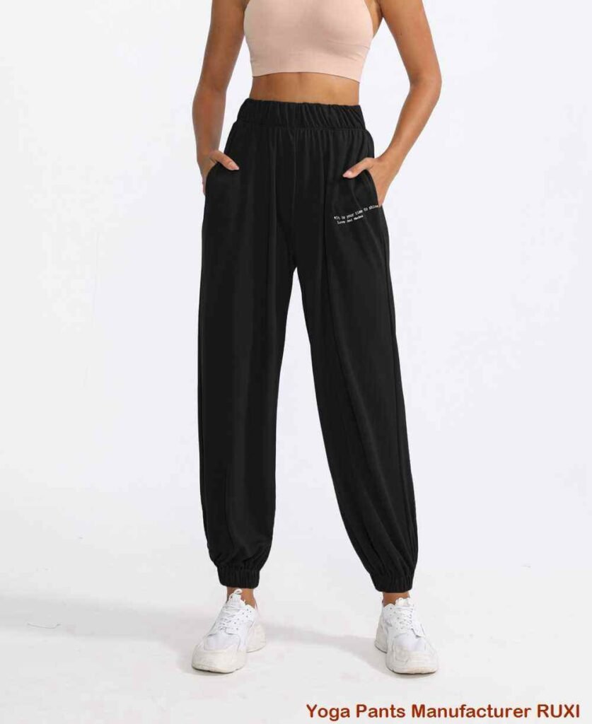Pantalones de yoga con corte de bota